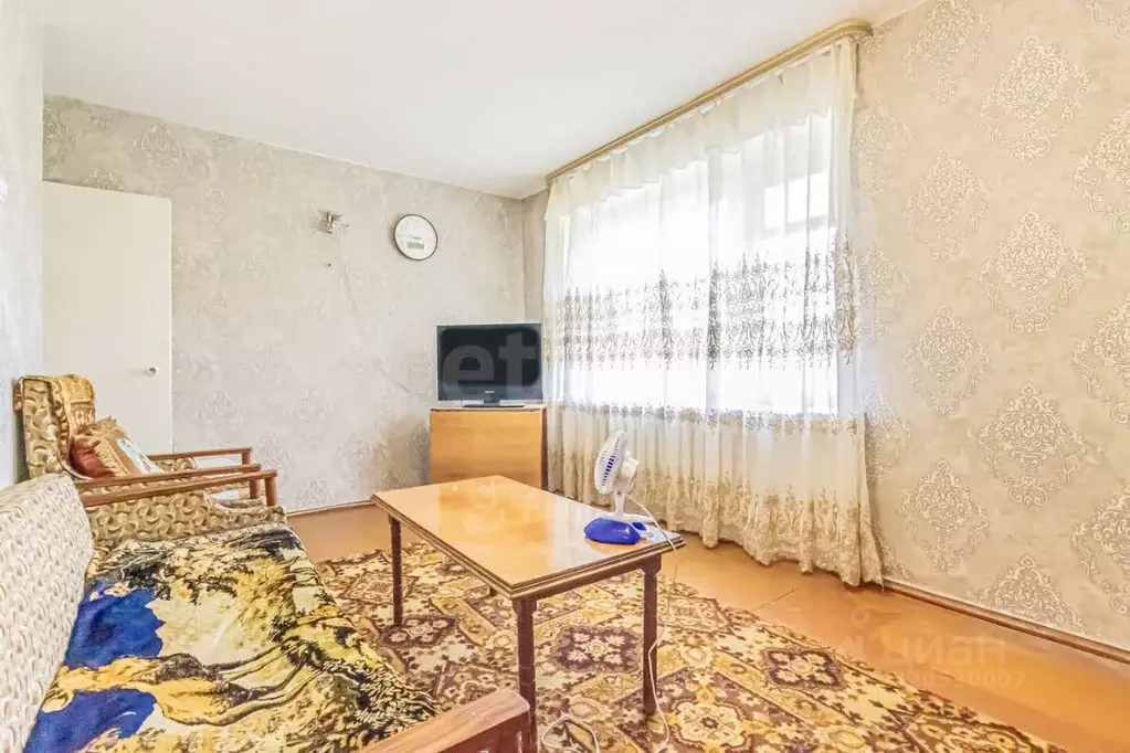 2-к кв. Сахалинская область, Холмск Молодежная ул., 21 (41.5 м) - Фото 1