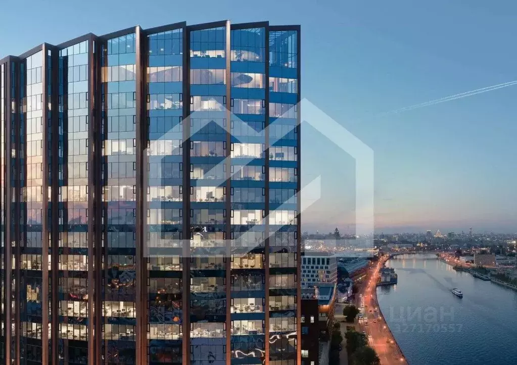 Помещение свободного назначения в Москва Новоданиловская наб., 12 (241 ... - Фото 1