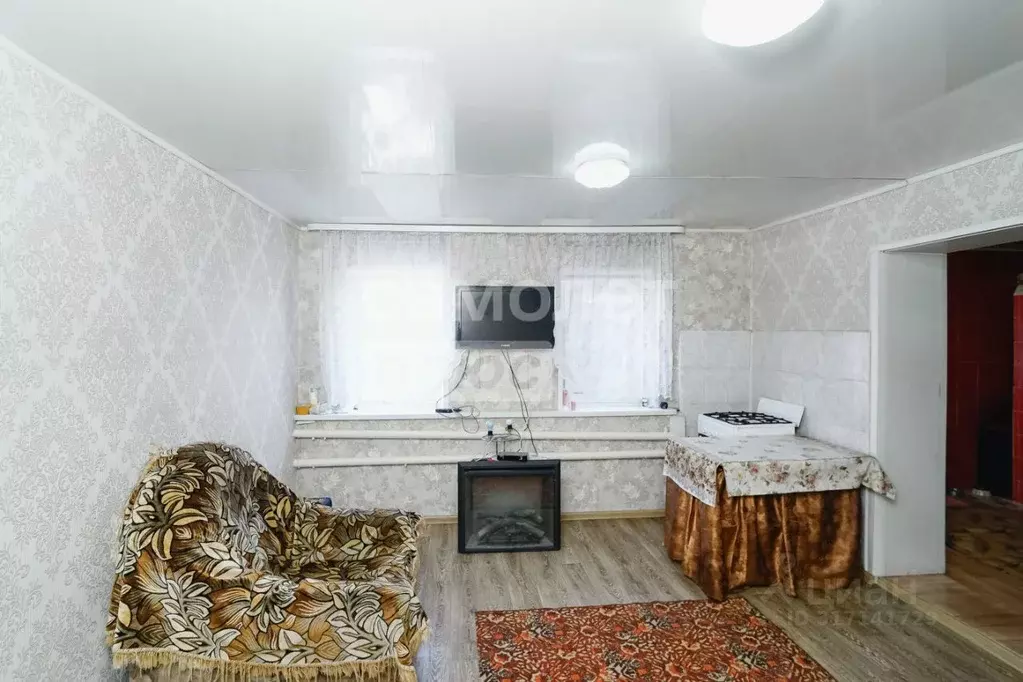 Дом в Омская область, Омск ул. Декабристов, 14В (68 м) - Фото 1