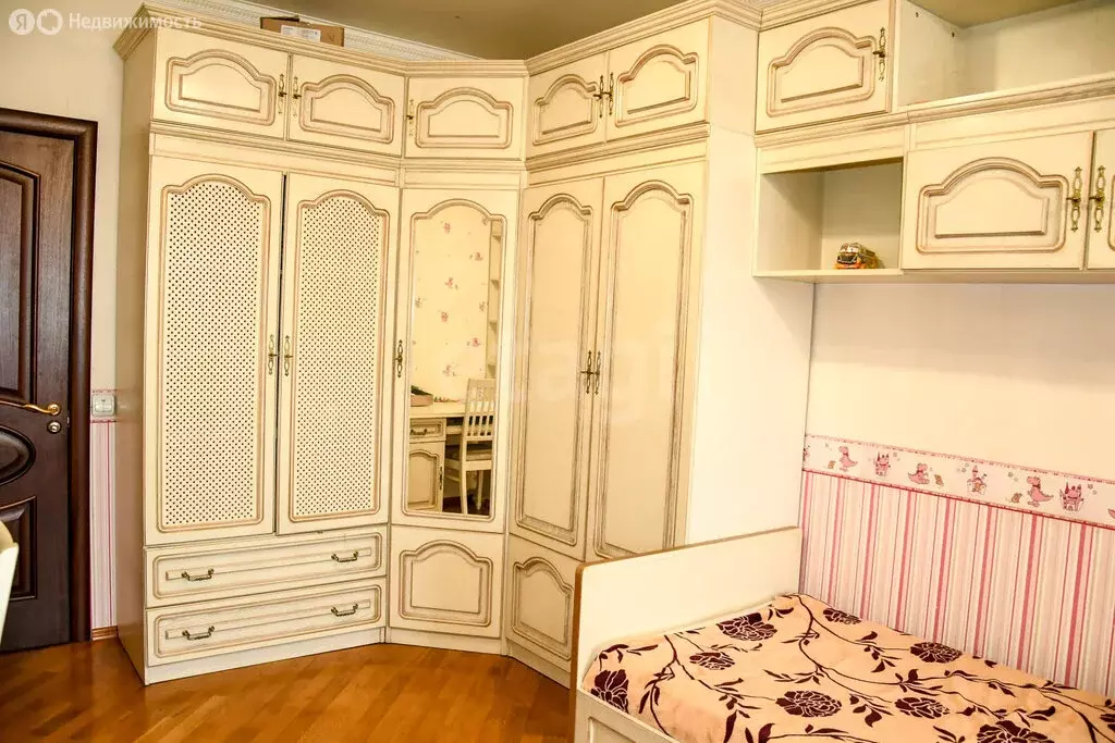 3-комнатная квартира: Чита, улица Анохина, 120А (131 м) - Фото 2