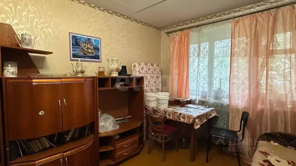 3-к кв. Вологодская область, Череповец Комсомольская ул., 37 (51.1 м) - Фото 1