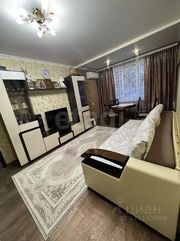 2-к кв. Белгородская область, Губкинский городской округ, пос. ... - Фото 1