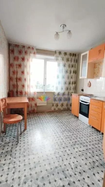 4-к кв. Кемеровская область, Новокузнецк просп. Мира, 6 (79.3 м) - Фото 0