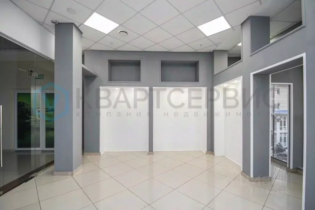 Торговая площадь в Омская область, Омск ул. Фрунзе, 1к4 (36 м) - Фото 1