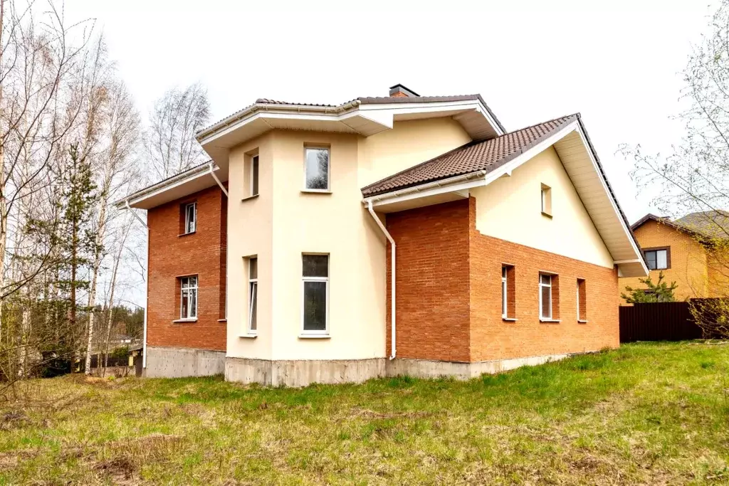 Дом в Ленинградская область, Всеволожский район, Бугровское городское ... - Фото 2