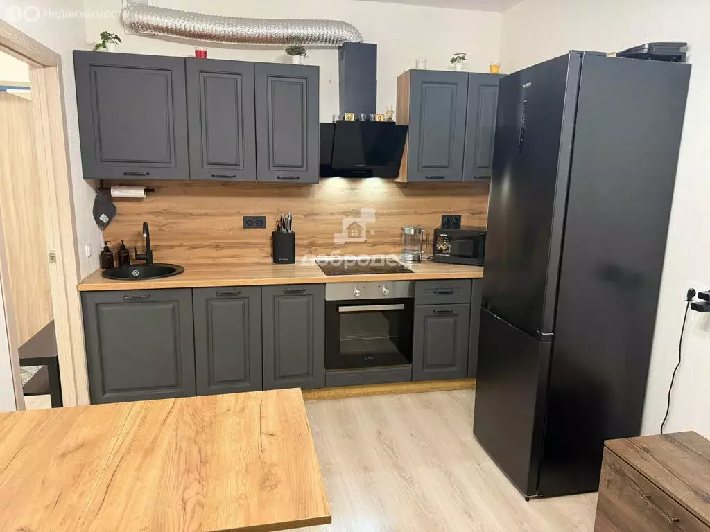 3-комнатная квартира: Екатеринбург, Тенистая улица, 6/2 (46.4 м) - Фото 1