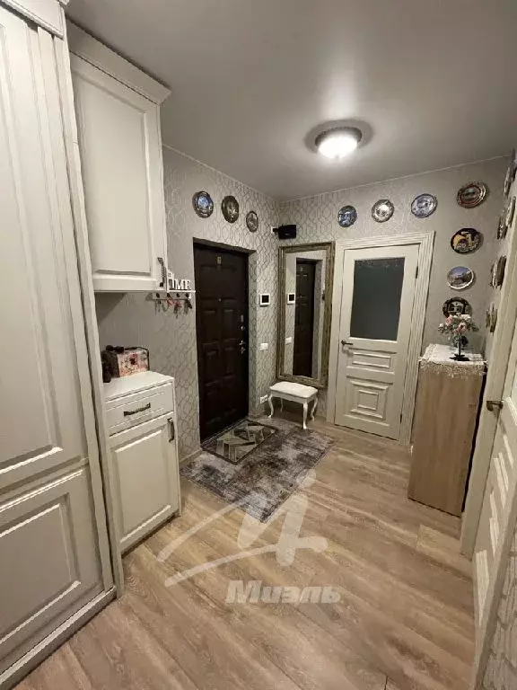 Продается 1-комнатная квартира - Фото 1