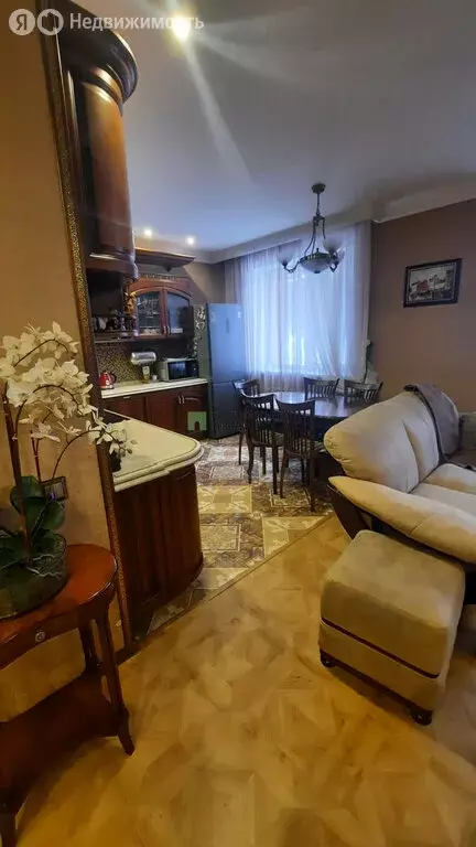 2-комнатная квартира: Ангарск, 33-й микрорайон, 24 (62.1 м) - Фото 1