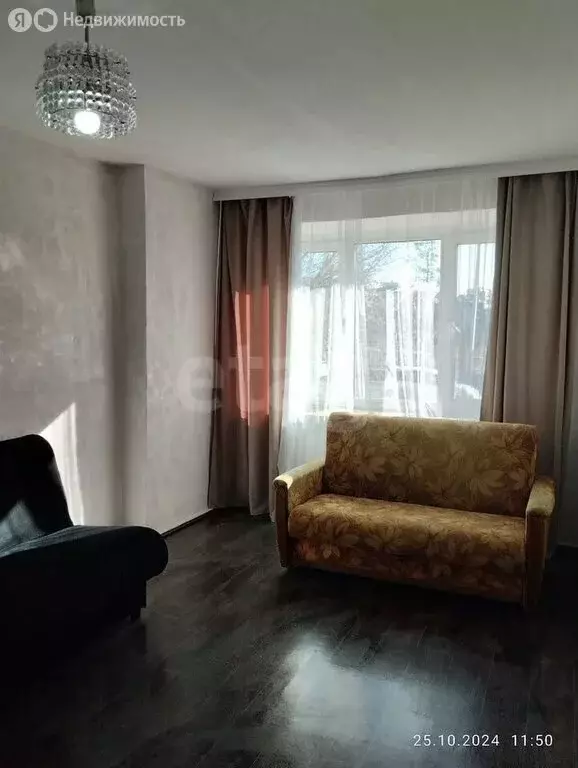 1-комнатная квартира: Улан-Удэ, улица Добролюбова, 1 (31.5 м) - Фото 1