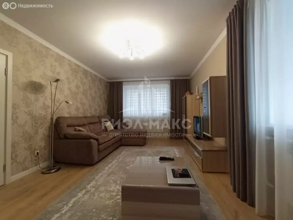 3-комнатная квартира: Брянск, улица Дуки, 59/10 (84 м) - Фото 2