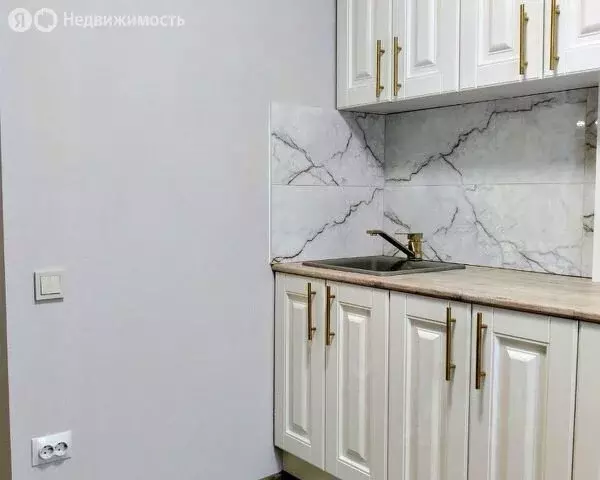 2-комнатная квартира: Омск, улица Ермолаева, 3 (41.9 м) - Фото 2