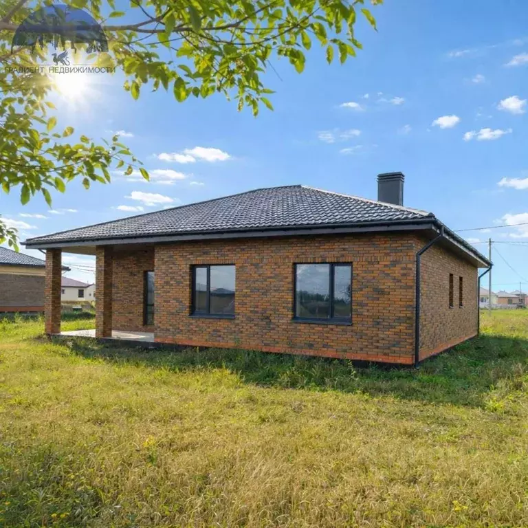 Дом в Татарстан, Лаишевский район, с. Сокуры ул. Яблоневая (140 м) - Фото 1