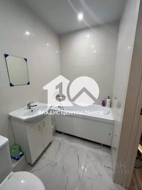 2-к кв. Новосибирская область, Новосибирск ул. Забалуева, 102 (41.8 м) - Фото 0