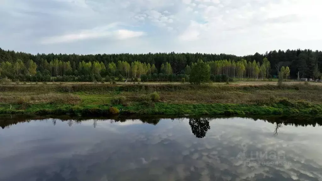Участок в Тверская область, Старицкий муниципальный округ, д. Сельцо  ... - Фото 2
