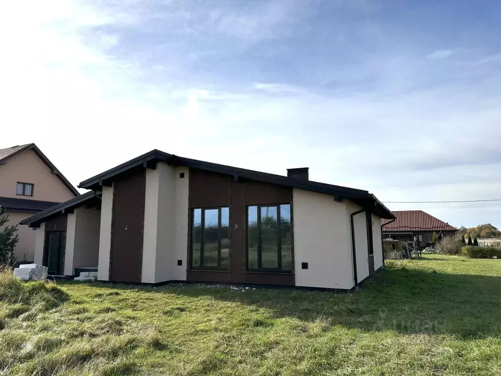 Дом в Калининградская область, Гурьевский муниципальный округ, пос. ... - Фото 1