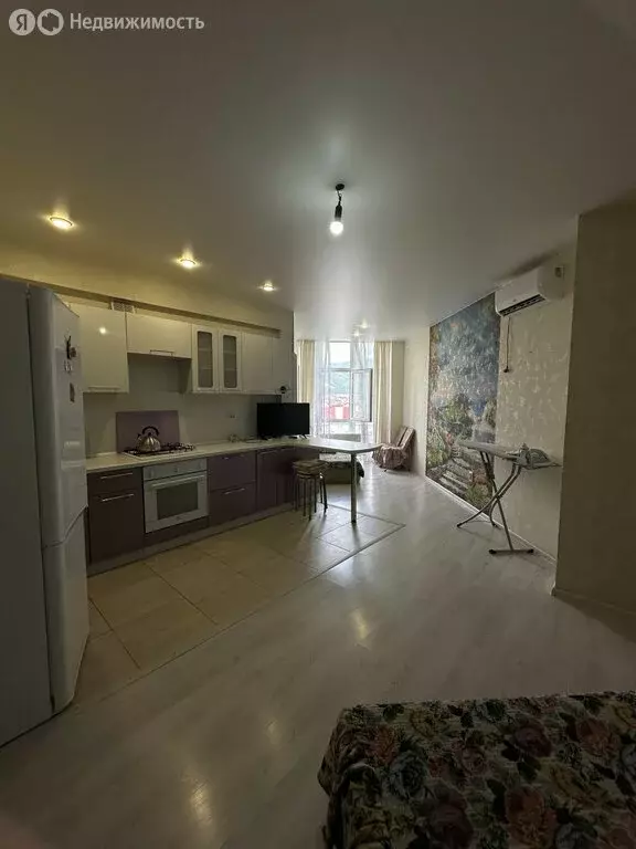 2-комнатная квартира: Геленджик, улица Орджоникидзе, 9Г (65 м) - Фото 1