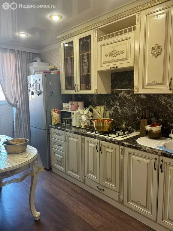 3-комнатная квартира: Владикавказ, улица Алихана Гагкаева, 7 (75 м) - Фото 2