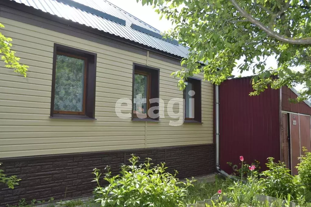 Дом в Белгородская область, Валуйки Набережная ул., 32 (64 м) - Фото 0