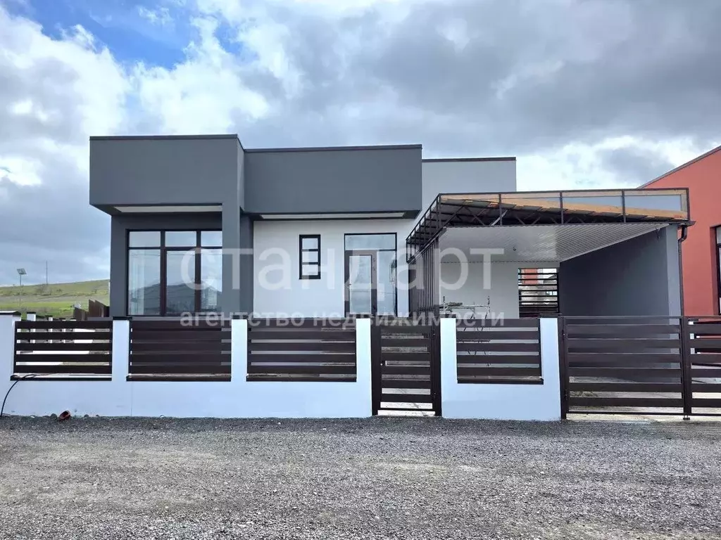 Дом в Ставропольский край, Предгорный муниципальный округ, ... - Фото 1