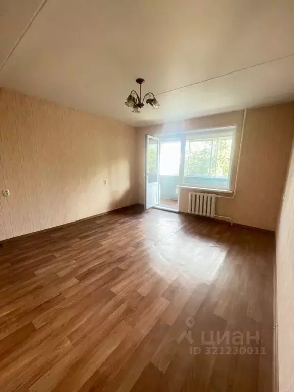3-к кв. Татарстан, Нижнекамск ул. Гагарина, 31 (58.0 м) - Фото 0