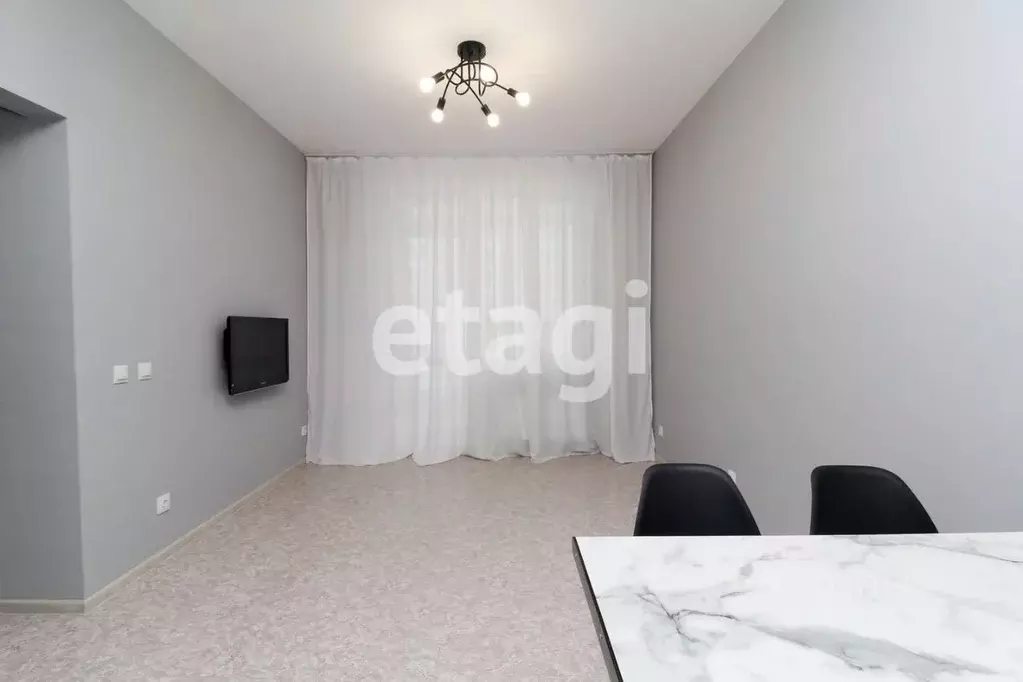 2-к кв. Красноярский край, Красноярск ул. Лесников, 51 (41.9 м) - Фото 0