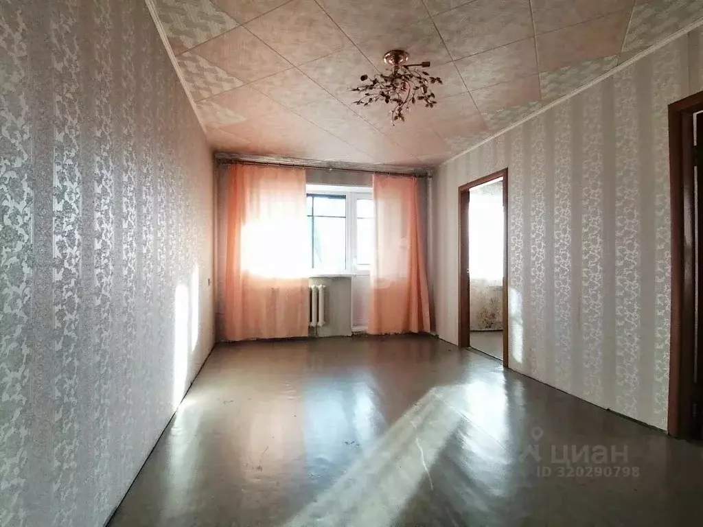 4-к кв. Челябинская область, Кыштым ул. Ленина, 25А (61.6 м) - Фото 0