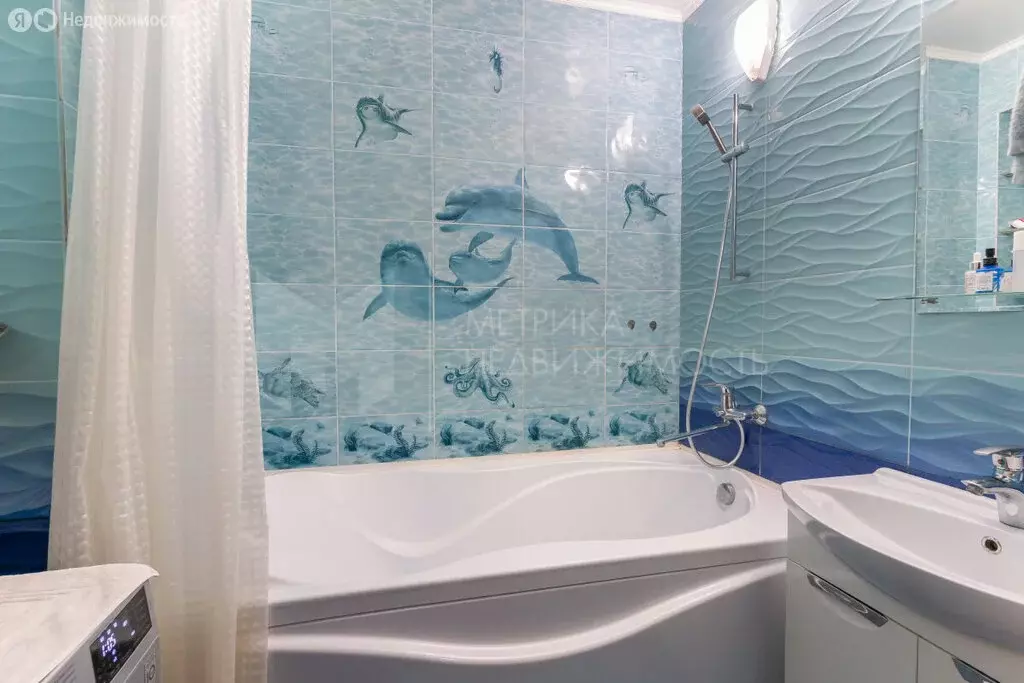 3-комнатная квартира: Тюмень, улица Николая Зелинского, 17 (81.5 м) - Фото 1