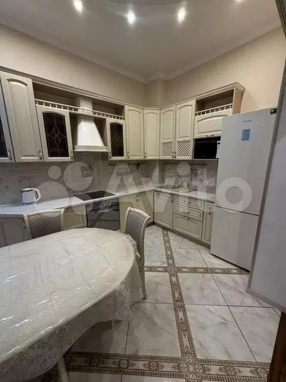 3-к. квартира, 91 м, 2/18 эт. - Фото 0