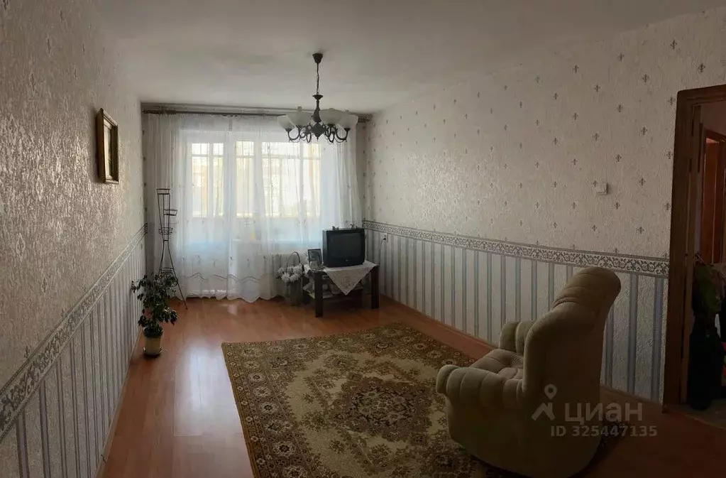 3-к кв. Башкортостан, Уфа ул. имени Фронтовых Бригад, 7 (63.0 м) - Фото 1