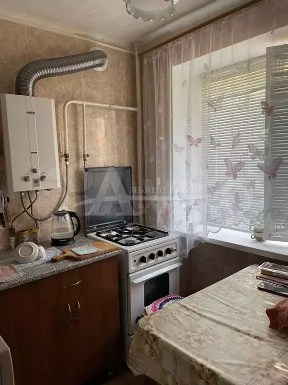 2-к. квартира, 45 м, 2/5 эт. - Фото 0