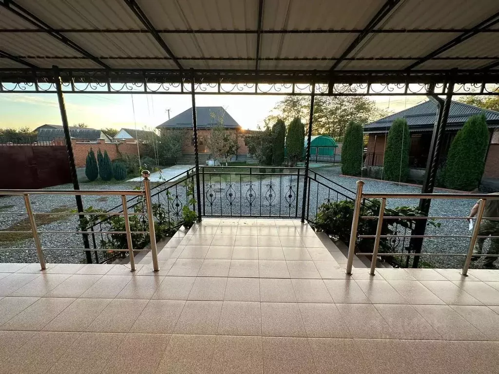 Дом в Ингушетия, Назрановский район, с. Плиево  (400 м) - Фото 1