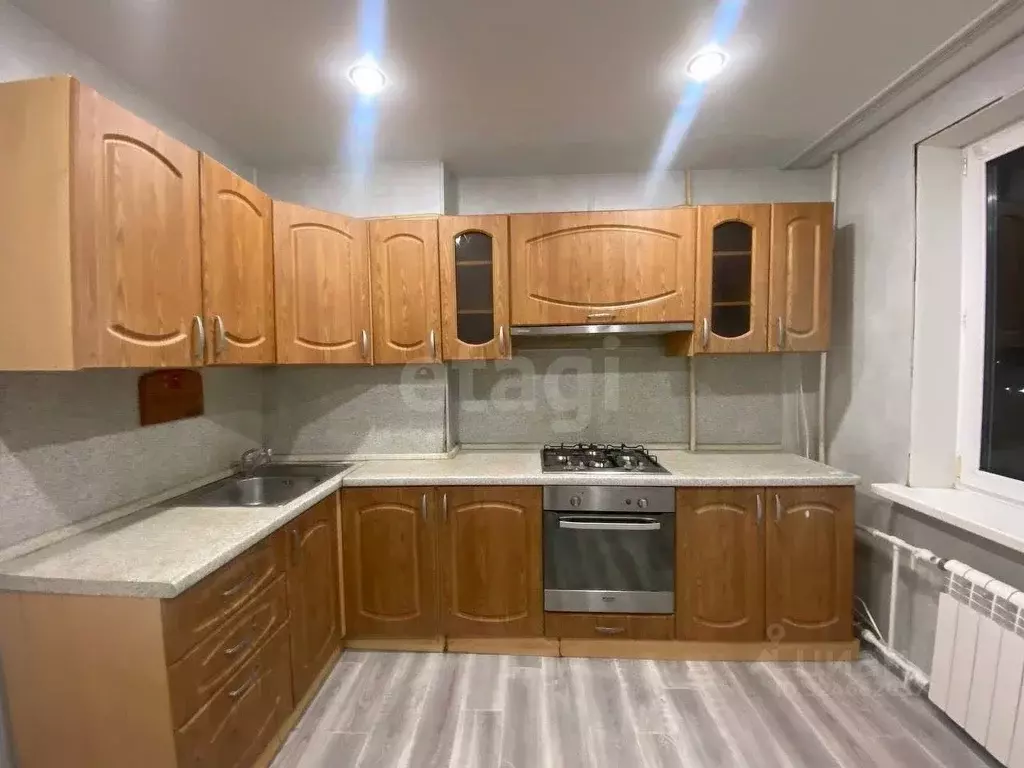 2-к кв. Владимирская область, Ковров Ковров-8 мкр, 18 (48.0 м) - Фото 1