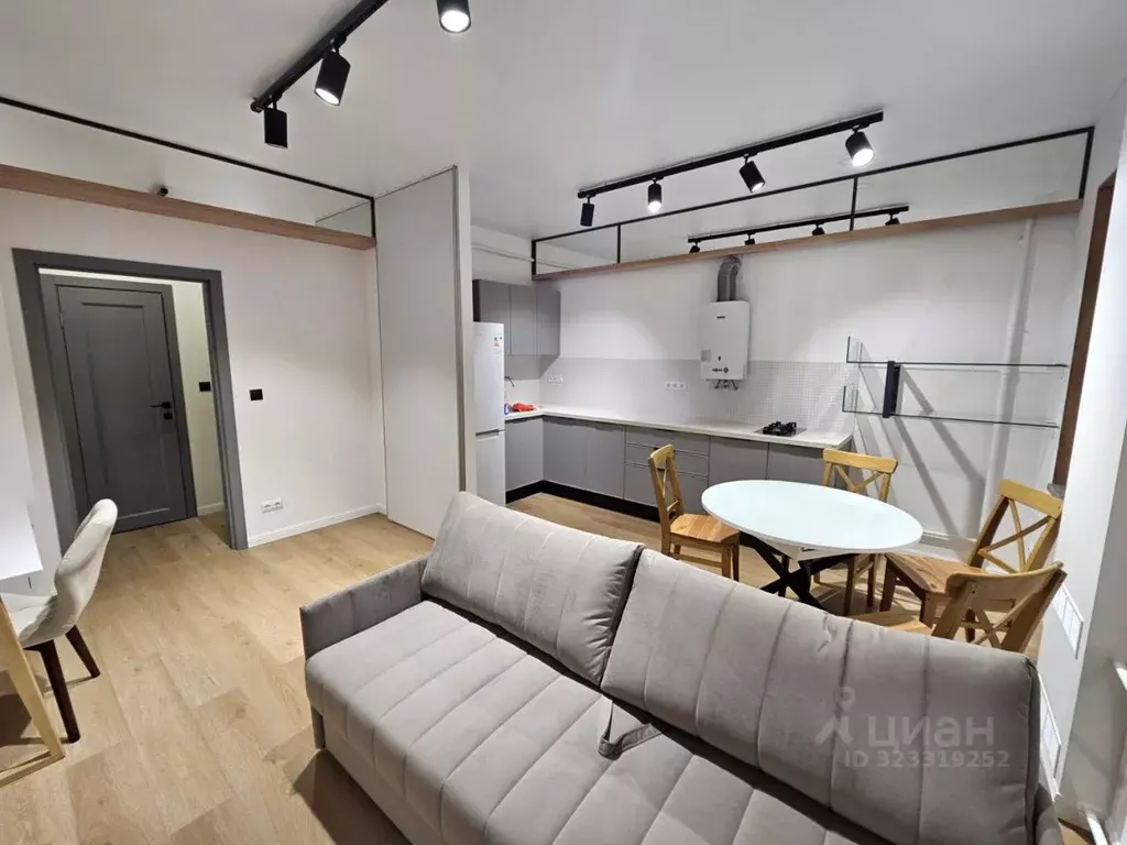 2-к кв. Нижегородская область, Нижний Новгород Ильинская ул., 168/2 ... - Фото 0