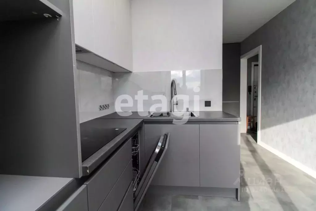 2-к кв. Красноярский край, Красноярск Северный мкр, ул. Урванцева, 4 ... - Фото 1