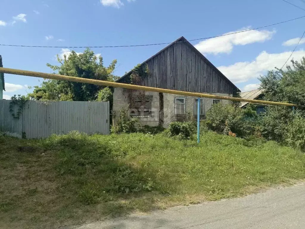 Дом в Белгородская область, Новооскольский муниципальный округ, с. ... - Фото 0