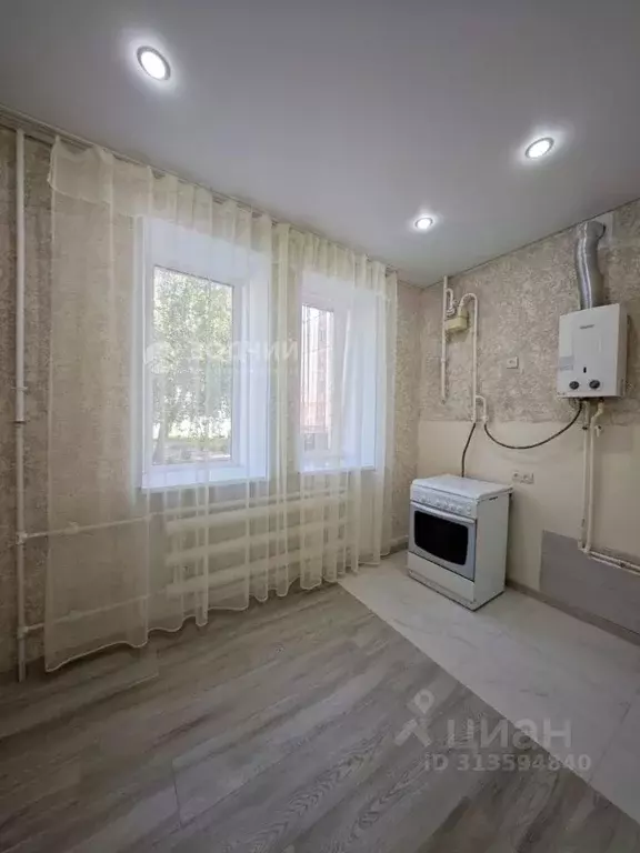 2-к кв. Чувашия, Канаш просп. Ленина, 31 (46.9 м) - Фото 0