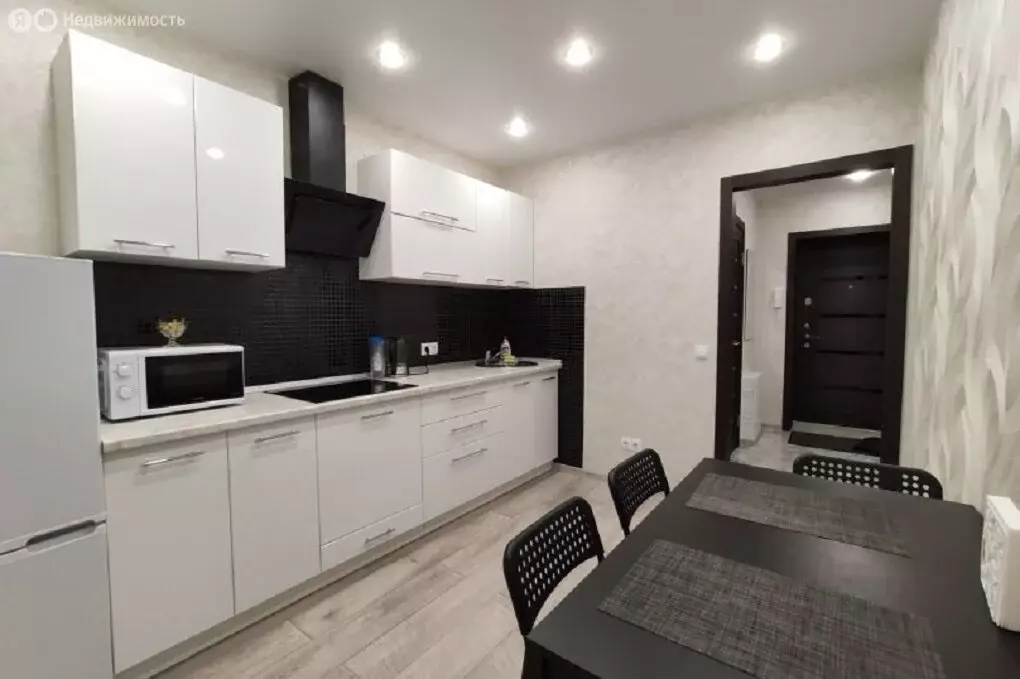 1-комнатная квартира: Краснодар, Кореновская улица, 71 (37 м) - Фото 1