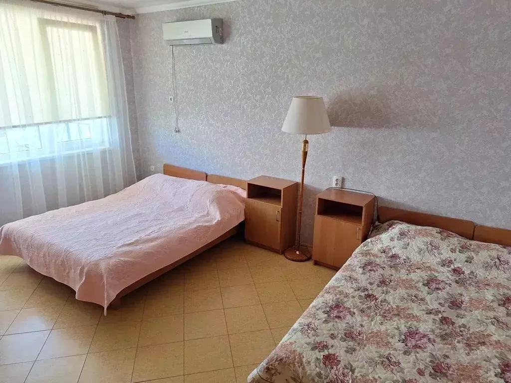 Комната Крым, Алушта муниципальный округ, с. Рыбачье ул. Садовая, 9 - Фото 1