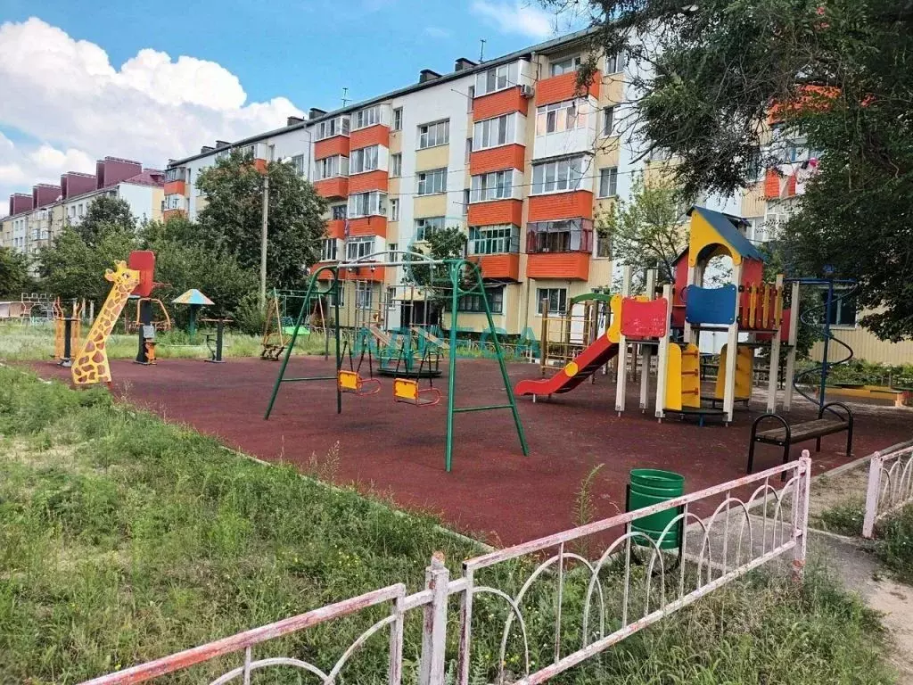 1-к кв. Белгородская область, Новый Оскол Дорожная ул., 9 (28.3 м) - Фото 0