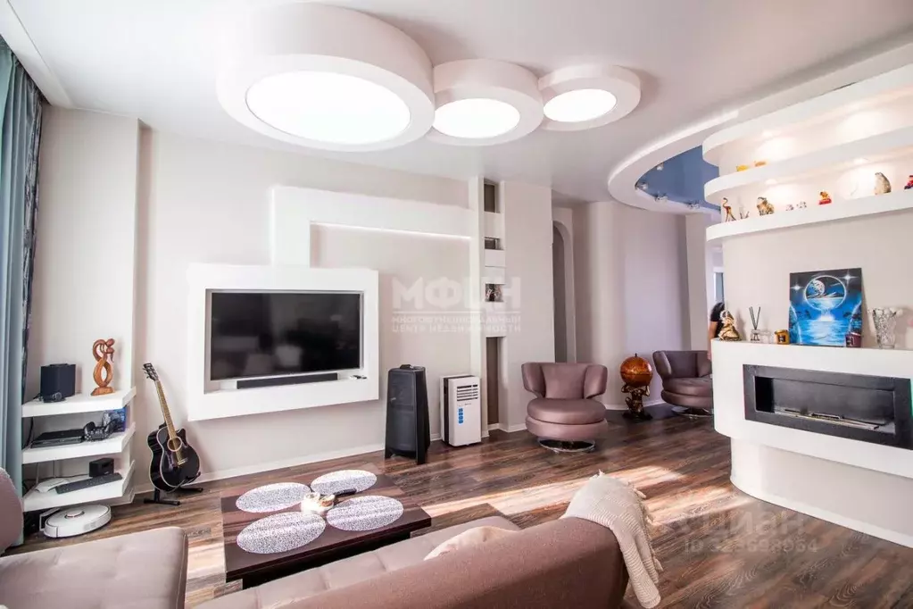 4-к кв. Карелия, Петрозаводск ул. Чапаева, 42А (115.0 м) - Фото 1