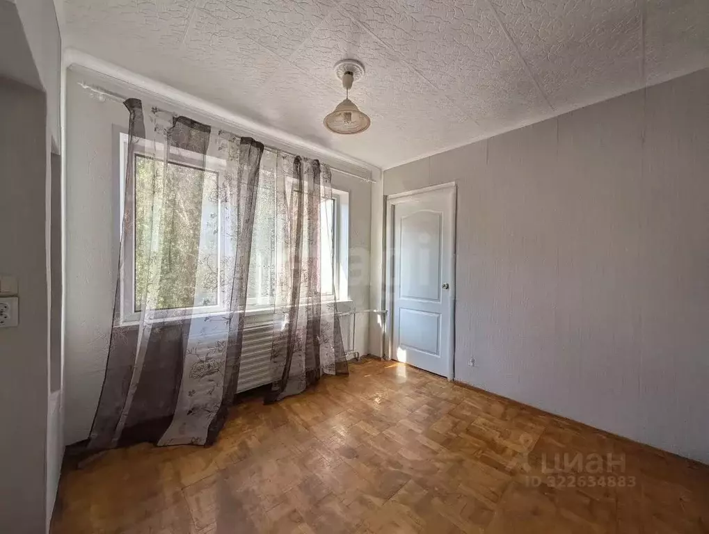 4-к кв. Удмуртия, Ижевск ул. А.Н. Сабурова, 9 (58.6 м) - Фото 0