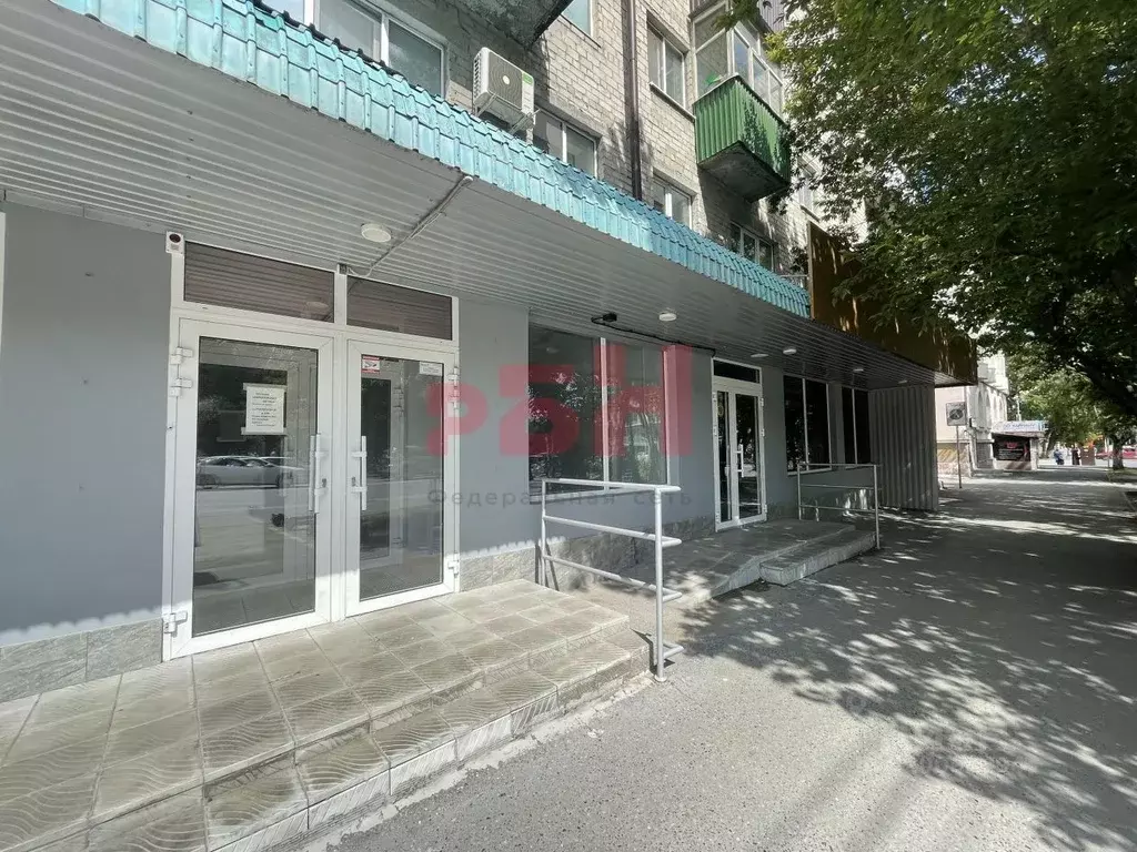 Торговая площадь в Тюменская область, Тюмень Холодильная ул., 122 (100 ... - Фото 1