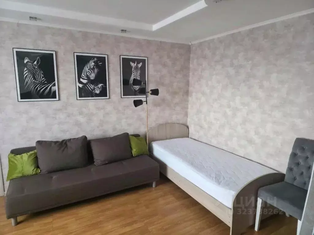 2-к кв. Свердловская область, Каменск-Уральский просп. Победы, 84 ... - Фото 1