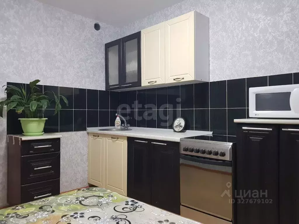 2-к кв. Тюменская область, Тюмень ул. Западносибирская, 12к1 (51.4 м) - Фото 1