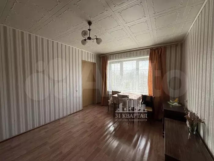 2-к. квартира, 36 м, 1/5 эт. - Фото 0