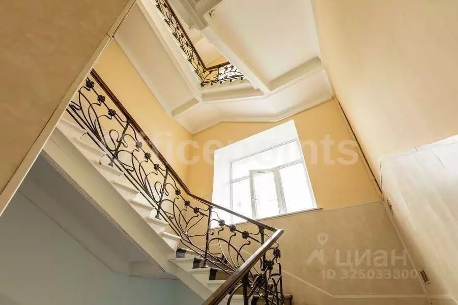 Офис в Москва Тверская ул., 12С7 (107 м) - Фото 1