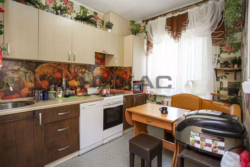 2-к кв. Ярославская область, Некрасовское рп  (46.4 м) - Фото 2