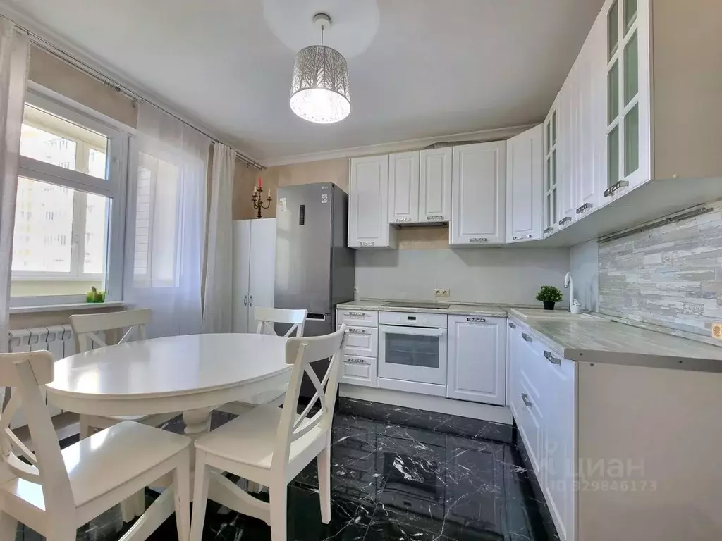 3-к кв. Московская область, Химки просп. Мельникова, 17 (85.0 м) - Фото 1