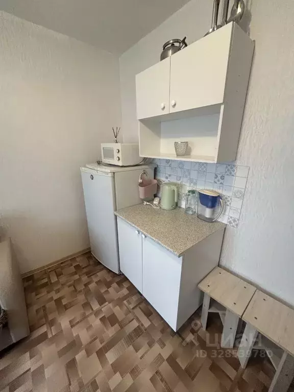 1-к кв. Кемеровская область, Кемерово ул. Ворошилова, 40 (18.0 м) - Фото 1