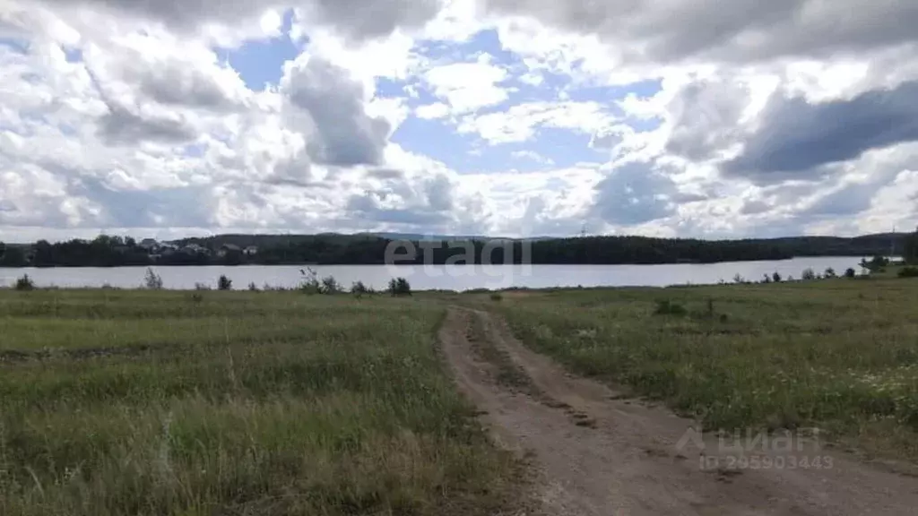 Участок в Свердловская область, Нижний Тагил ул. Семейная (6.01 сот.) - Фото 0